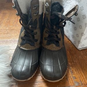 Maurices snow boots